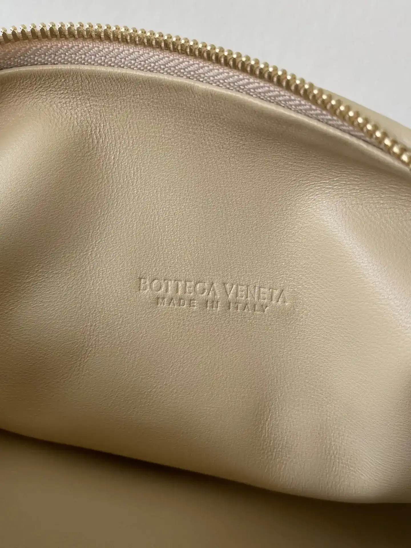 Bottega Veneta Jodie Hobo Bag product photo from LabelPicks