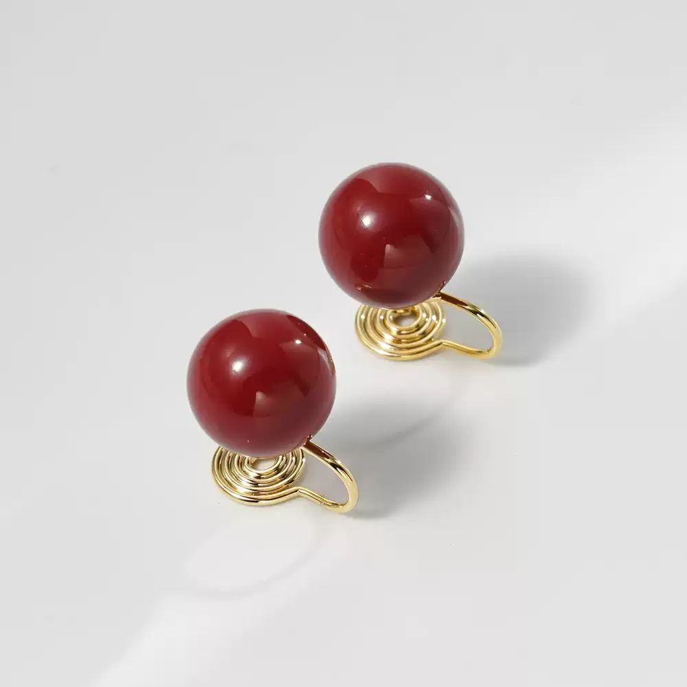 S925 sterling silver mosquito coil-shaped ear clips, a trendy and popular design among influencers, suitable for those without pierced ears, offering a sophisticated and luxurious look