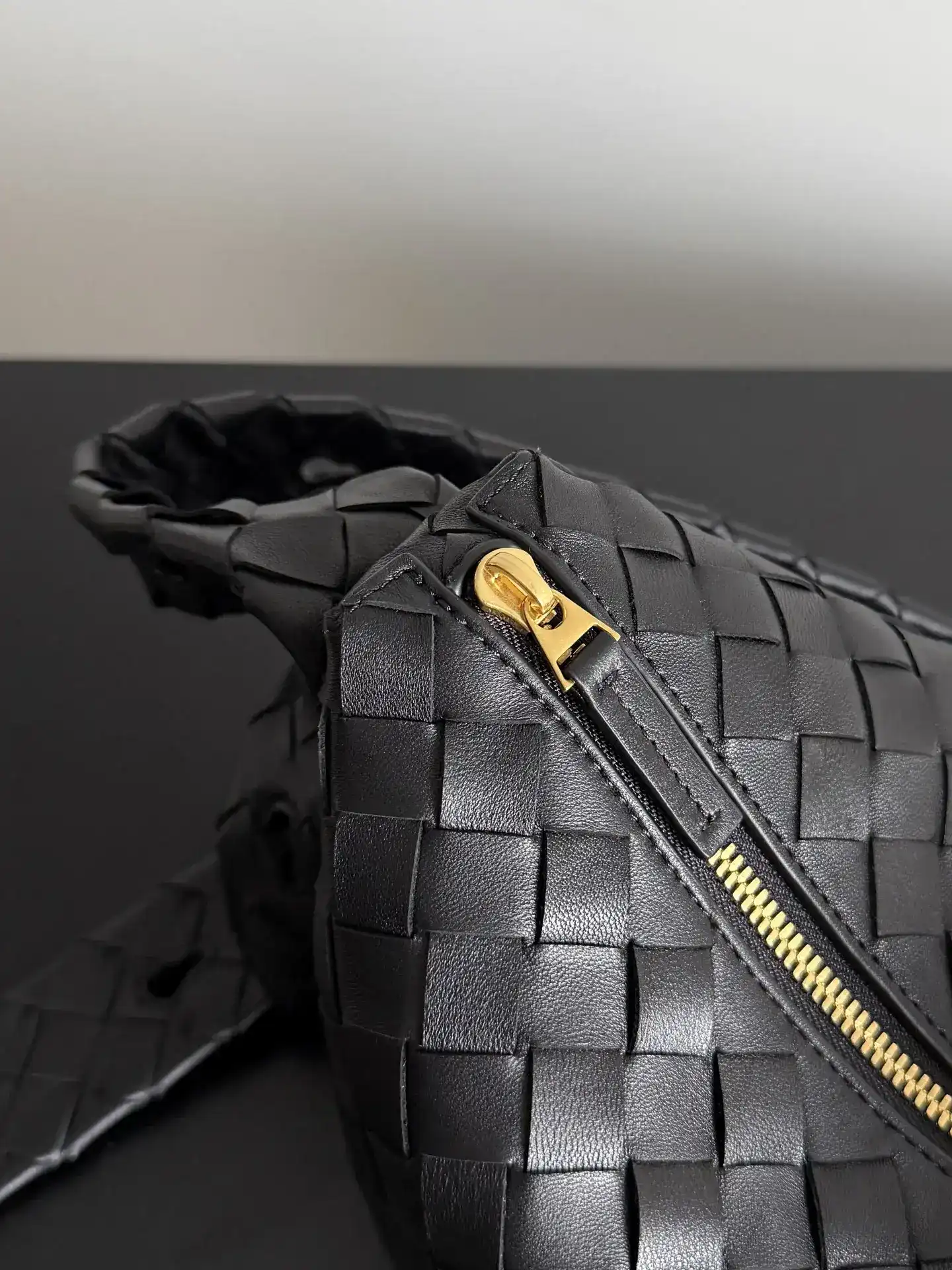 Bottega Veneta Brown Knot Intrecciato Woven Leather Hobo Bag product photo from LabelPicks