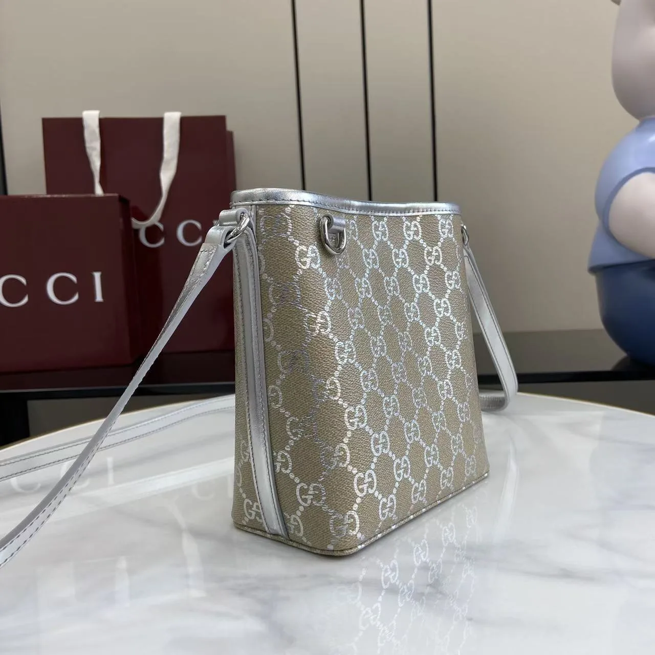 Gucci Soft-Structured Bucket Bag product photo from LabelPicks