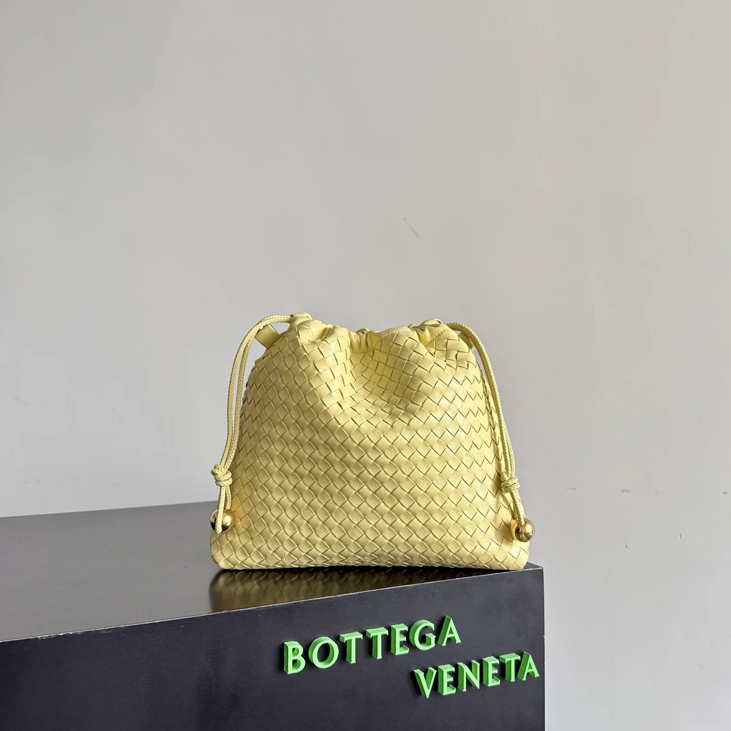 Bottega Veneta Intrecciato Woven Leather Dustbag Bucket Bag product photo from LabelPicks