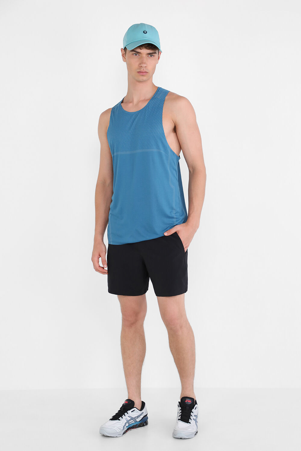 LULULEMON Pace Breaker Linerless Short 7