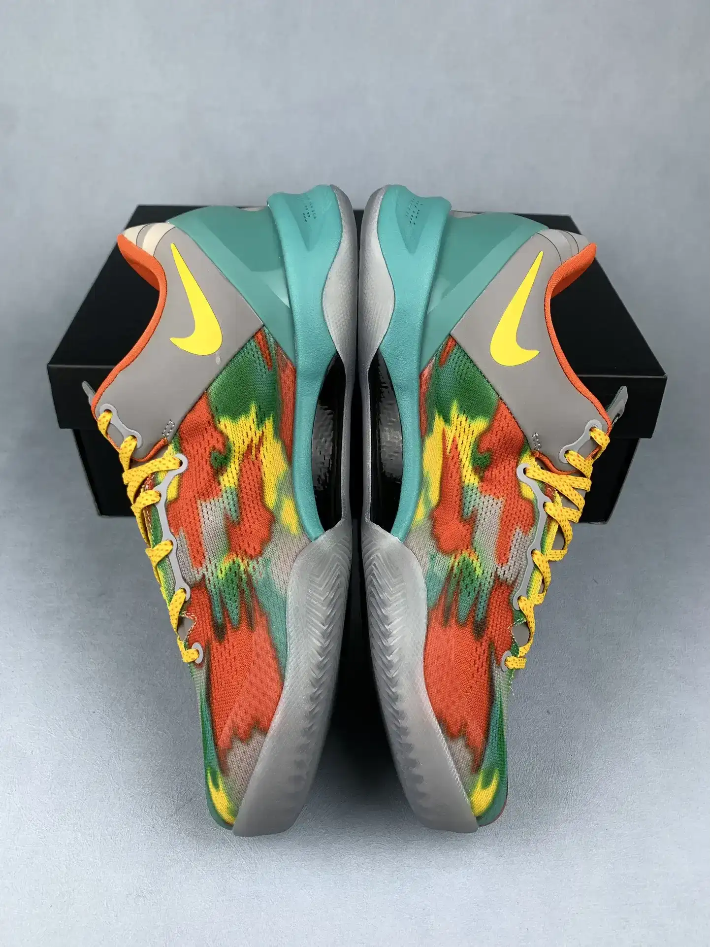 Kobe 8 Protro “Venice Beach” Basketball Shoes product photo from LabelPicks