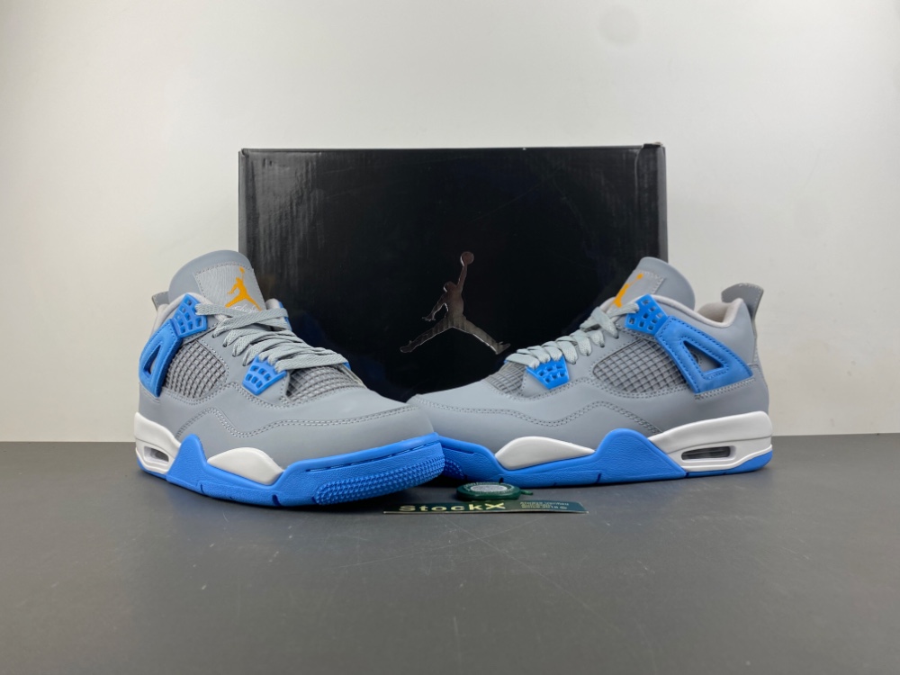 Air Jordan 4 Retro LS ‘Mist Blue’