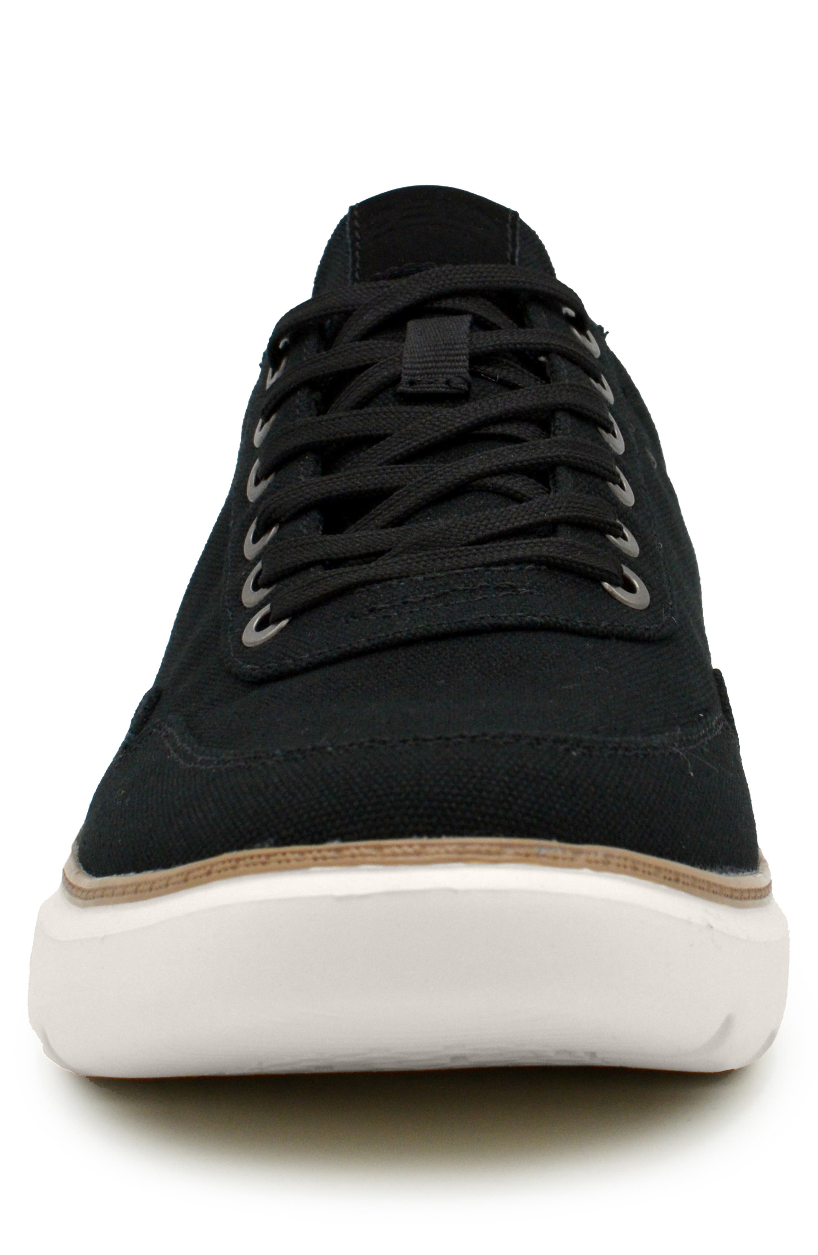 DELO Go Green Low Top Sneaker