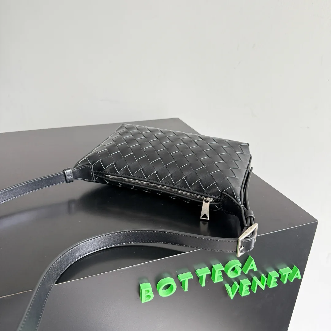 Bottega Veneta Day-To-Night Crossbody Bag product photo from LabelPicks