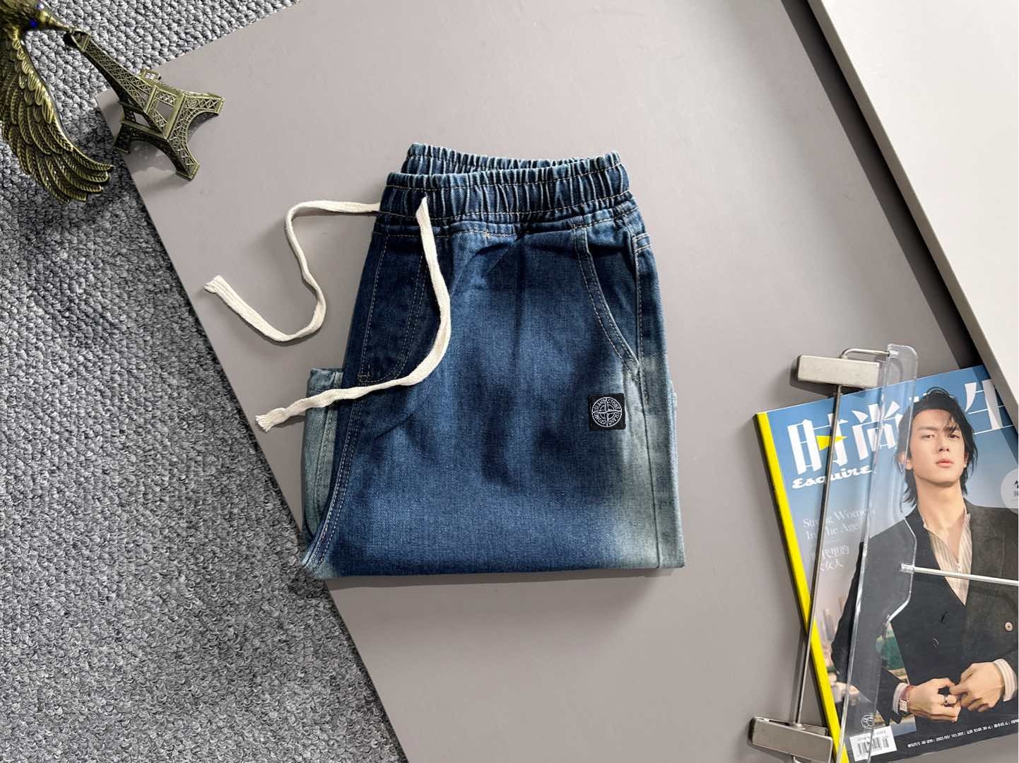 0427 Irregular pocket shorts