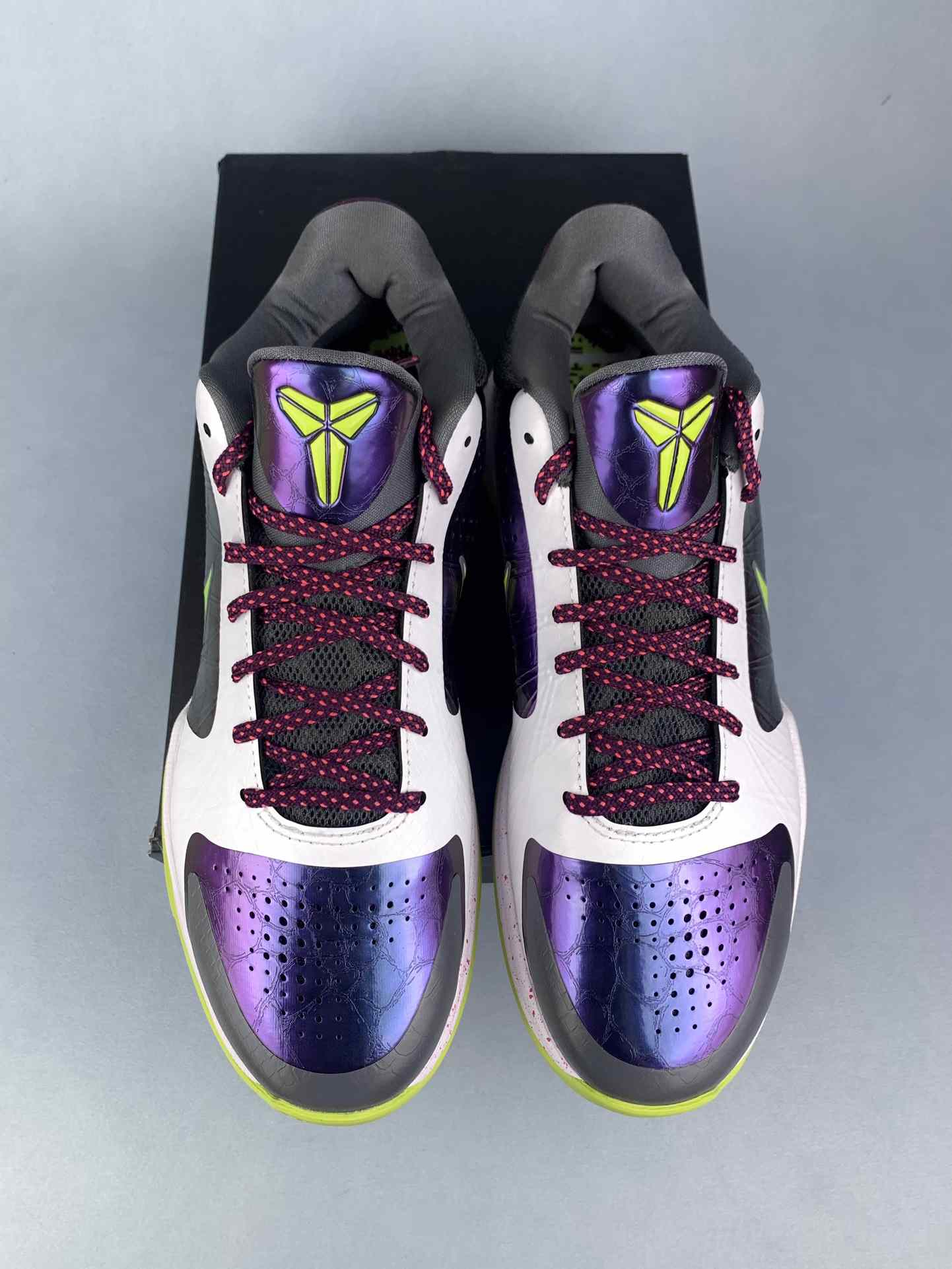 Kobe 5 Protro “Chaos” Basketball Shoes