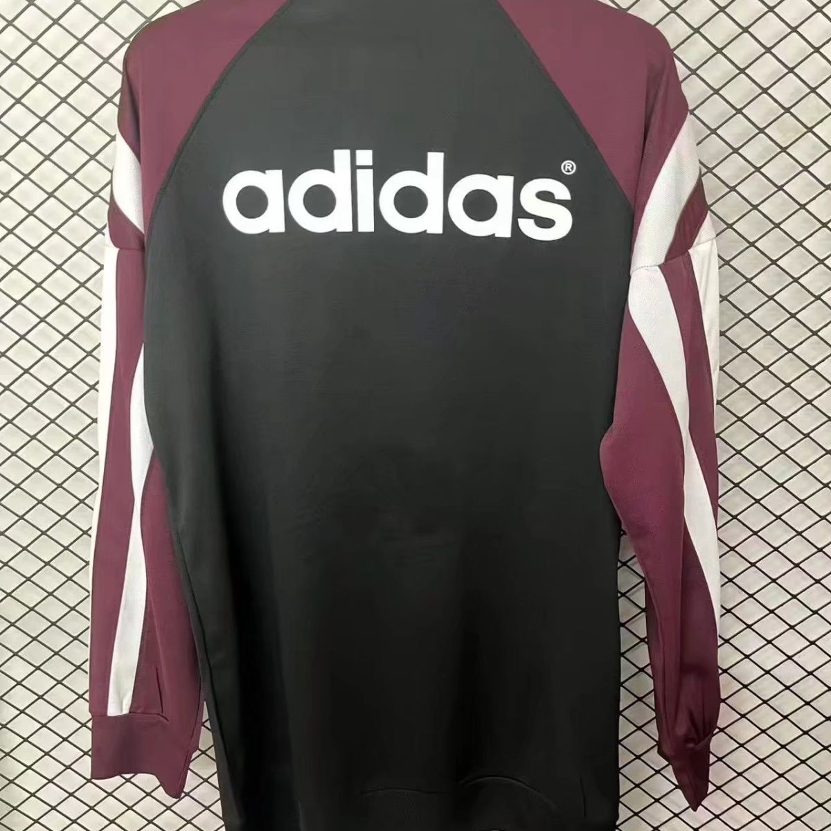 Newcastle United Long Sleeve Retro Jersey 1996/97