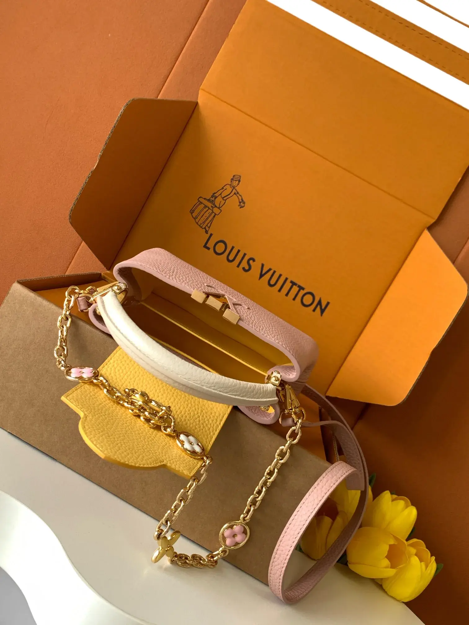 Louis Vuitton Pink Capucines Calfskin Top Handle Bag product photo from LabelPicks