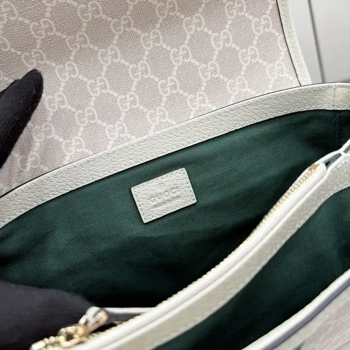 Gucci GG Supreme Canvas Ophidia Crossbody Bag product photo from LabelPicks
