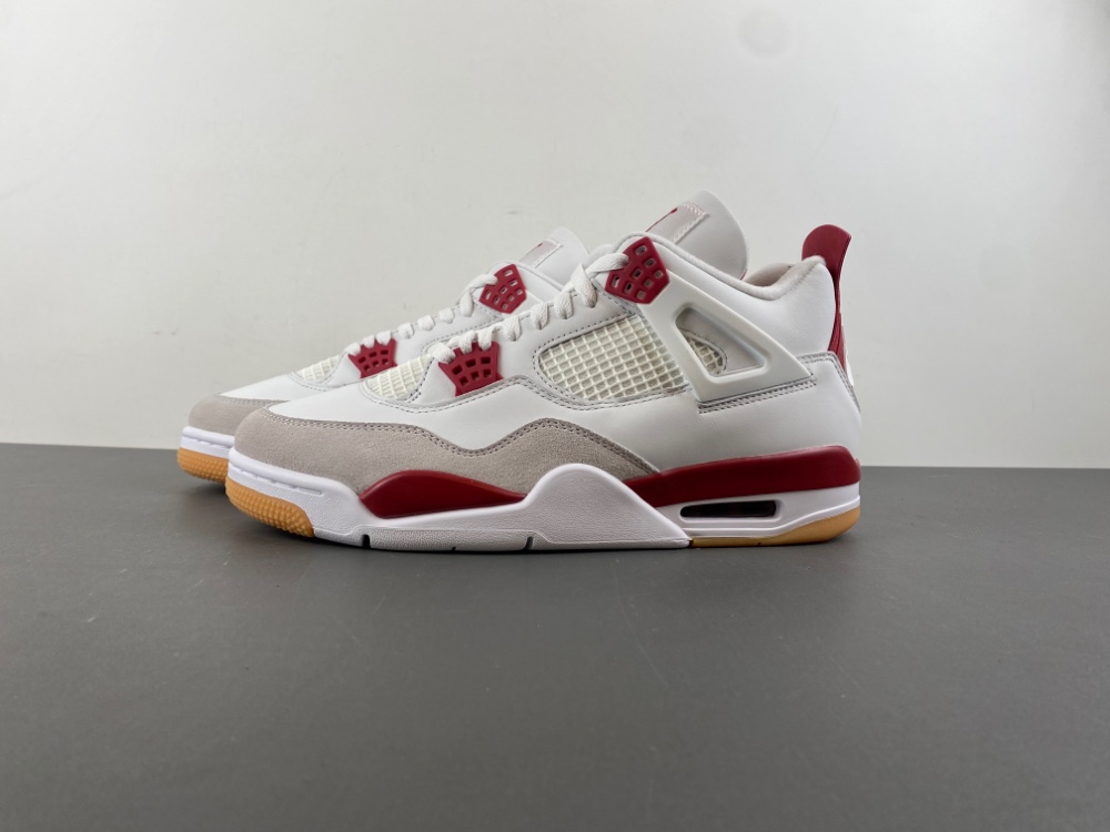 Nike SB x Air Jordan 4 Retro SP ‘Varsity Red’