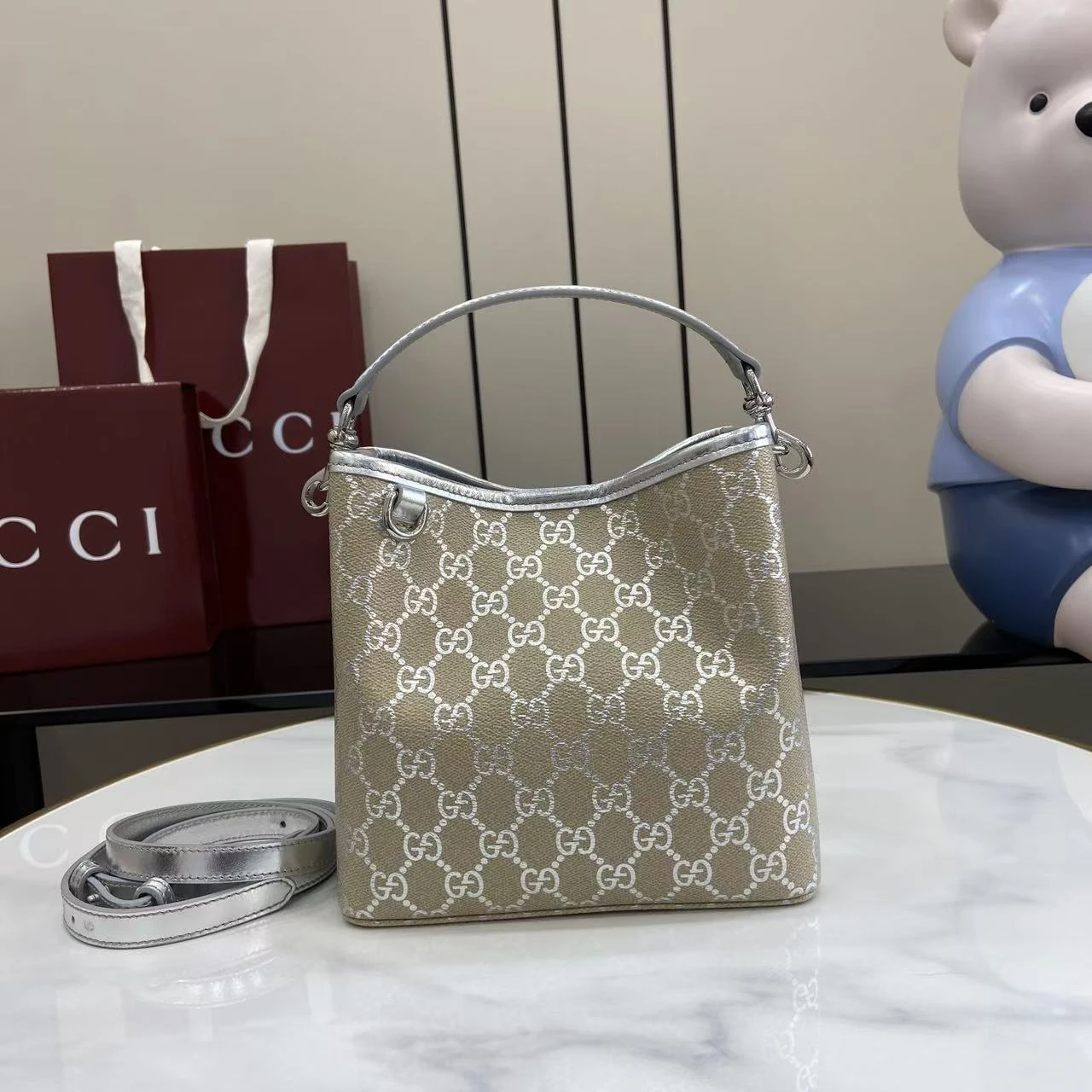 Gucci Beige Tote Bag product photo from LabelPicks