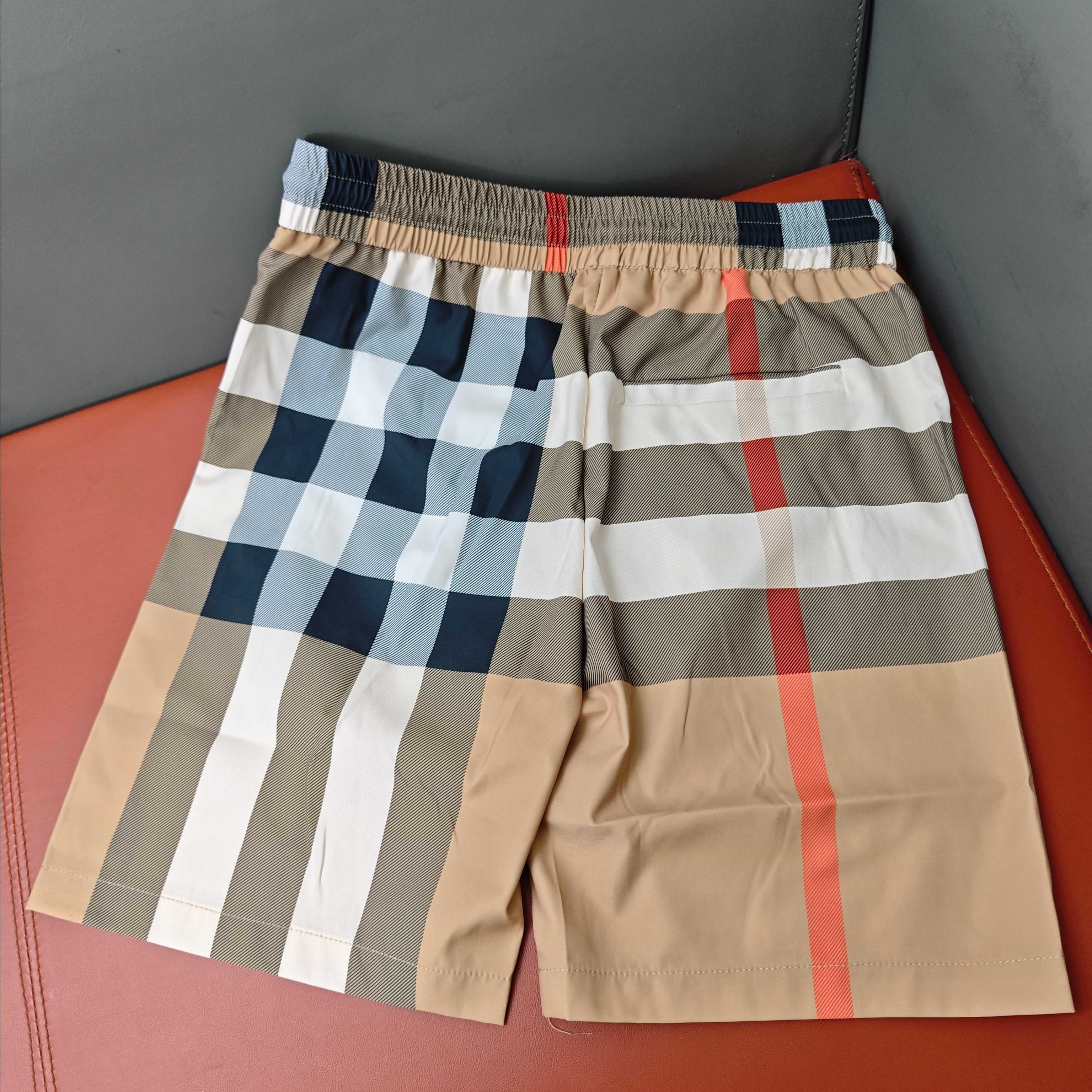 0414 New Casual Breathable Logo Grid Shorts