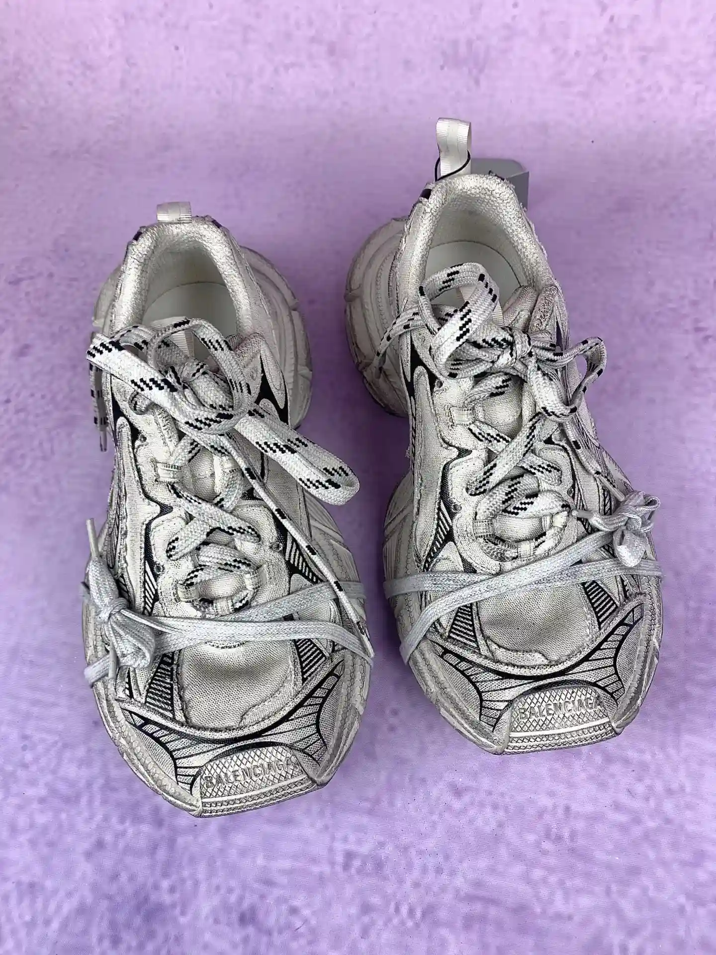 3XL Sneaker in Beige product photo from LabelPicks