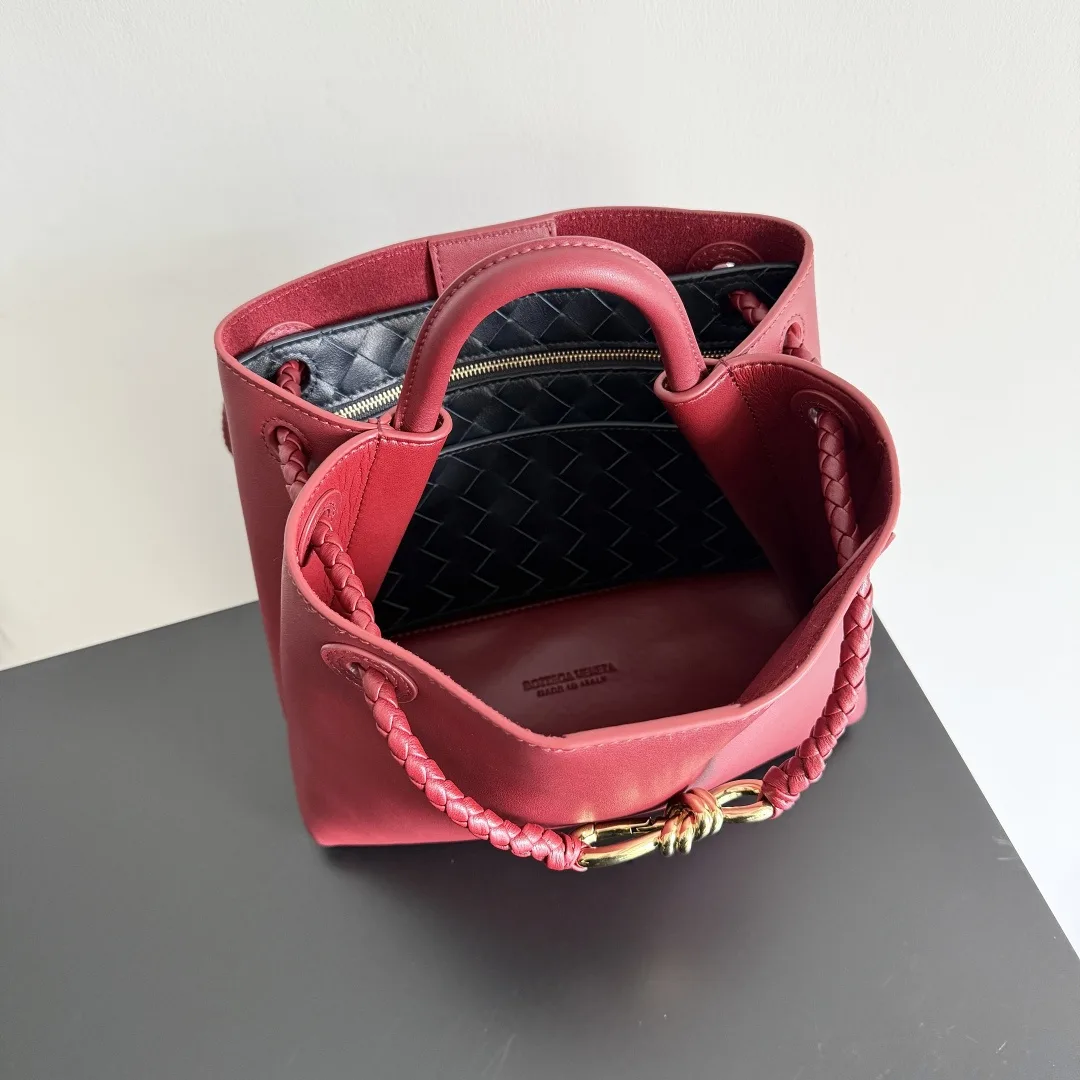 Bottega Veneta Andiamo Top Handle Bag product photo from LabelPicks