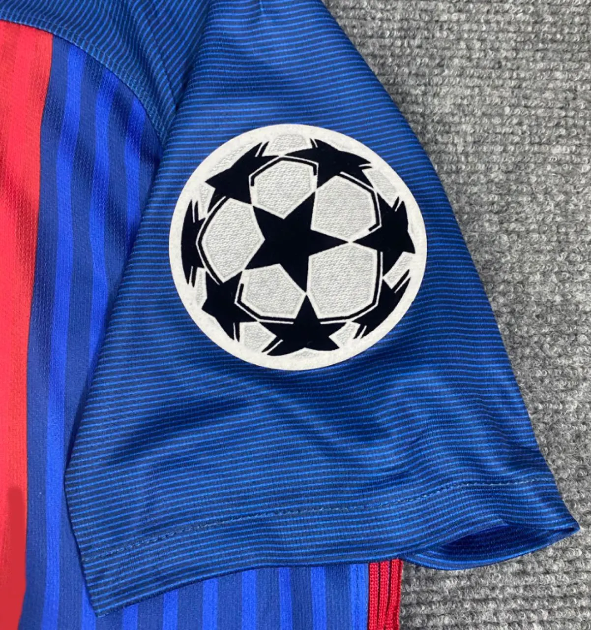 Luis Suarez SIGNED Barcelona 16/17 Home UCL Jersey/Shirt - COA - Retro