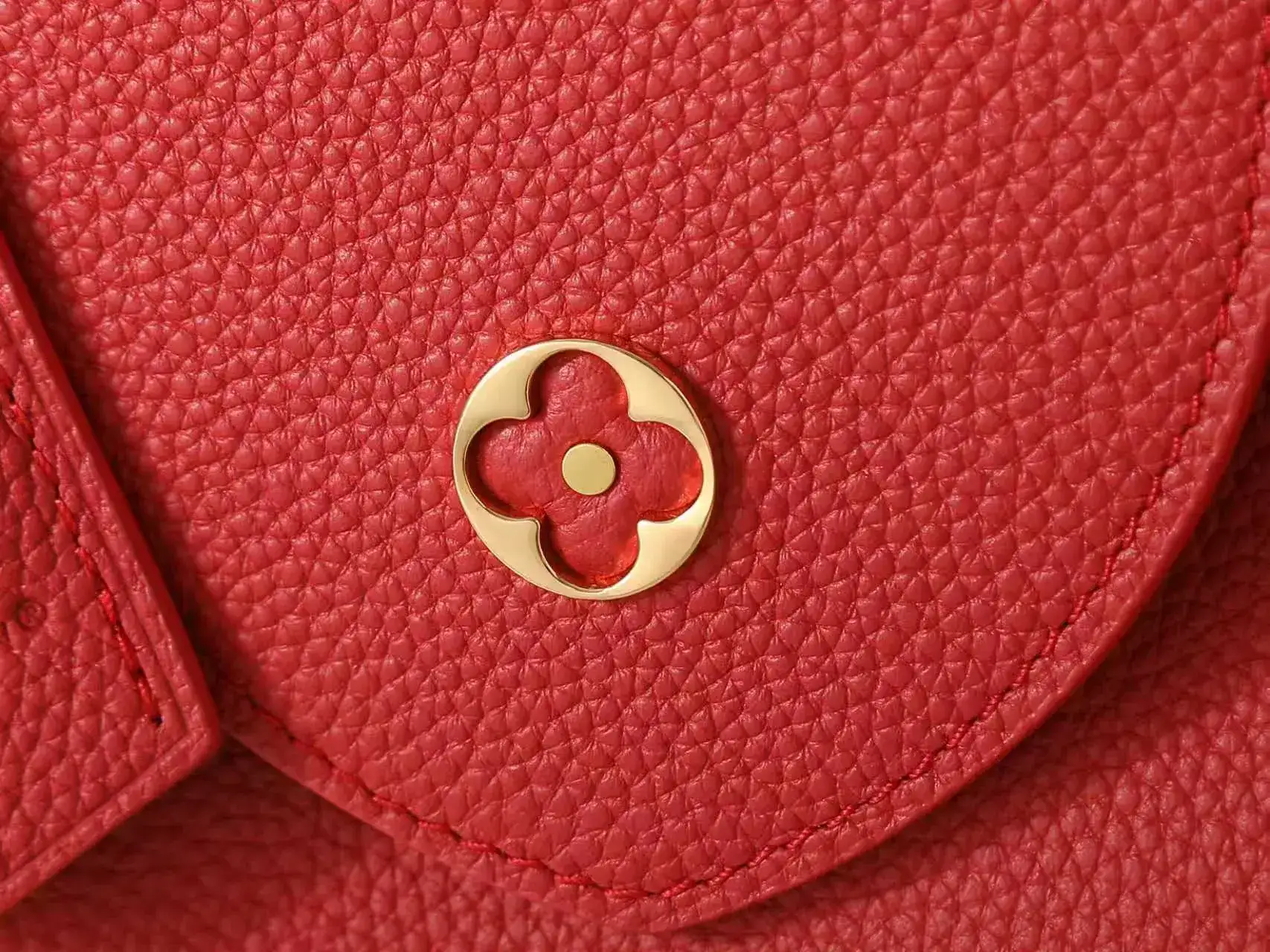 Louis Vuitton Red Capucines Calfskin Top Handle Bag product photo from LabelPicks