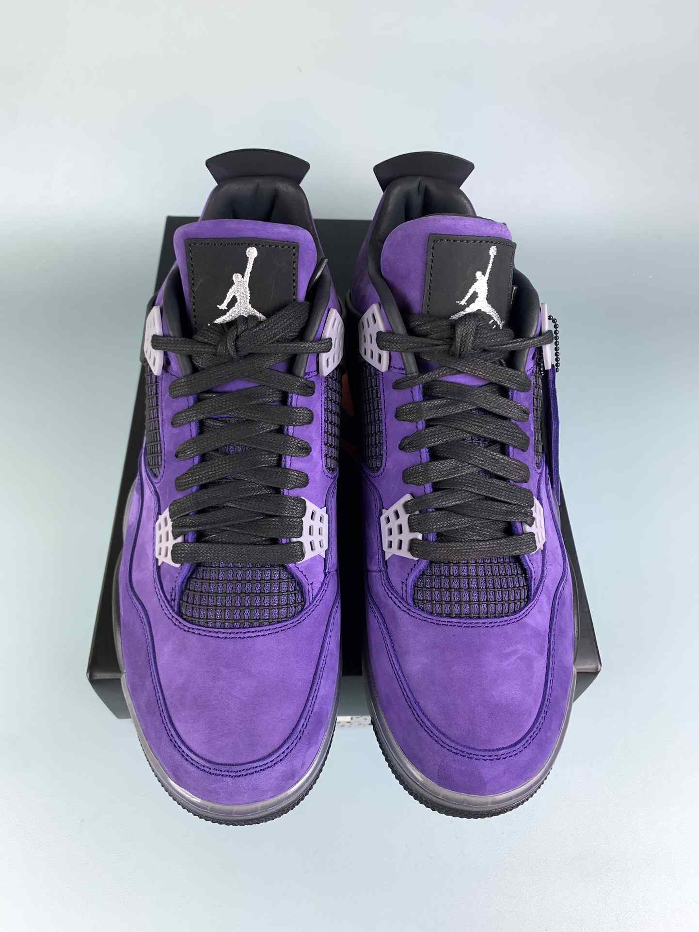 Travis Scott x Air Jordan 4 