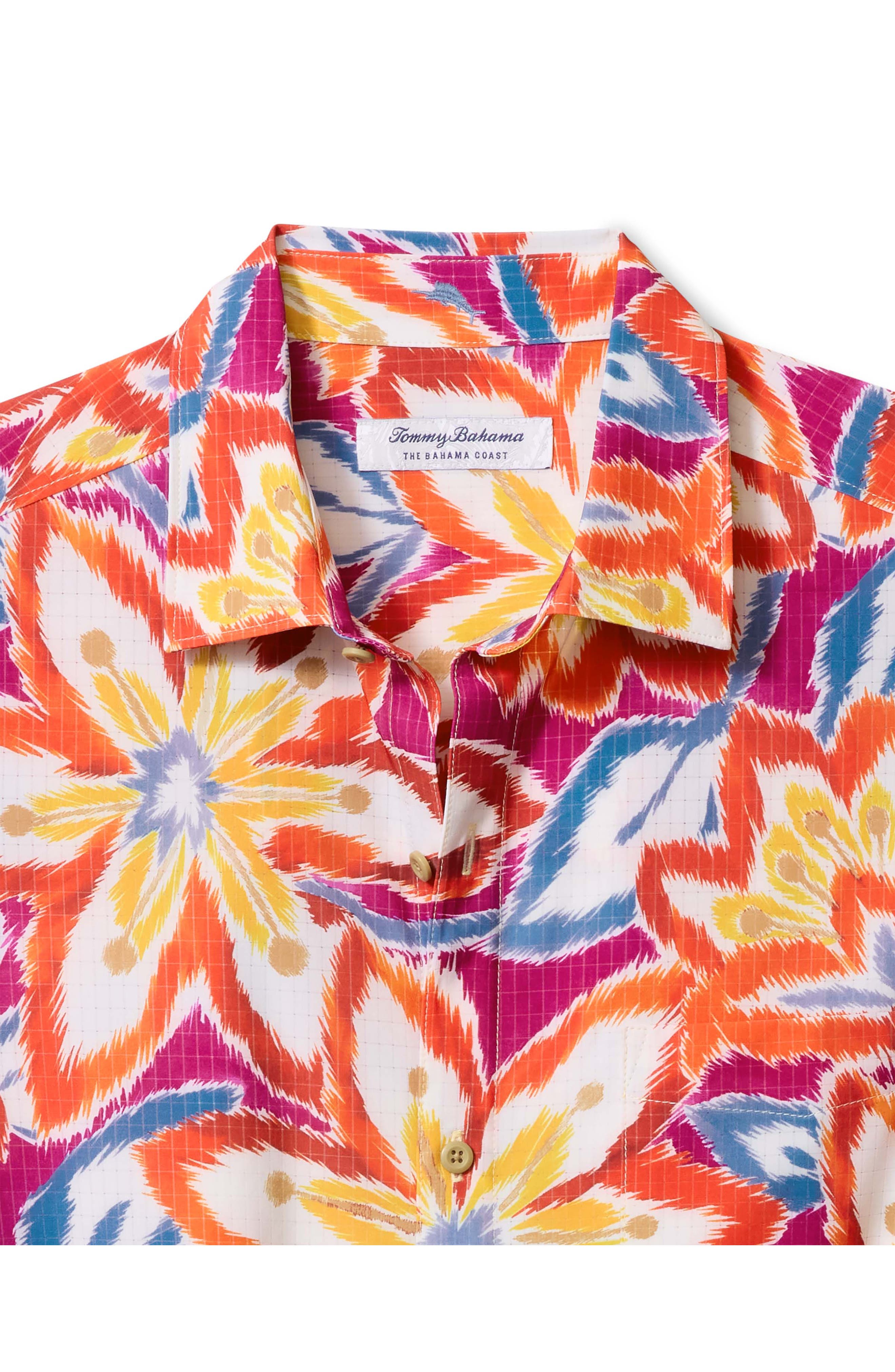 Tommy Bahama Bahama Coast Flora Fusion IslandZone® Short Sleeve Button-Up Shirt