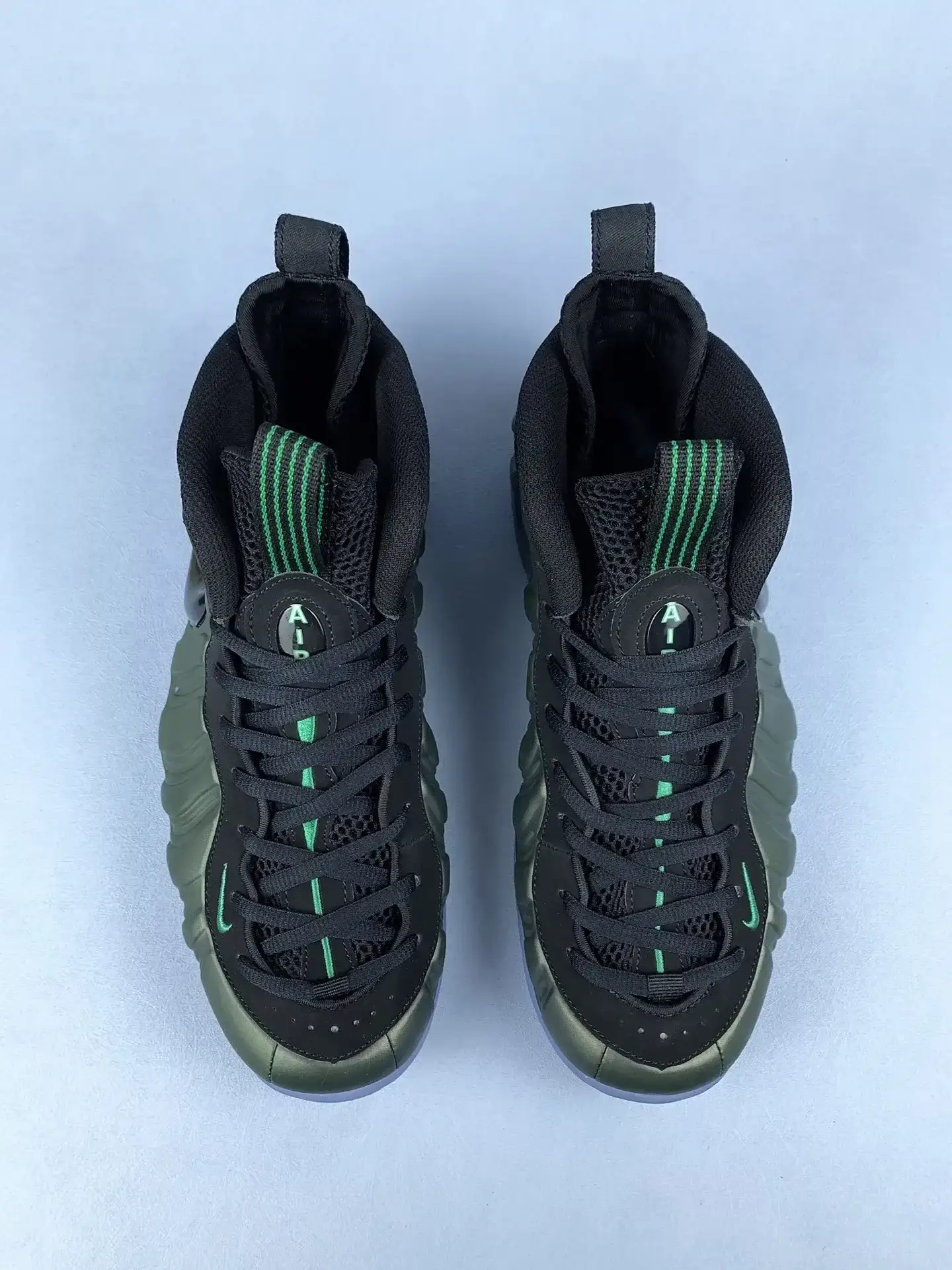 Nike Air Foamposite Pro 'Pine Green' Shoes product photo from LabelPicks