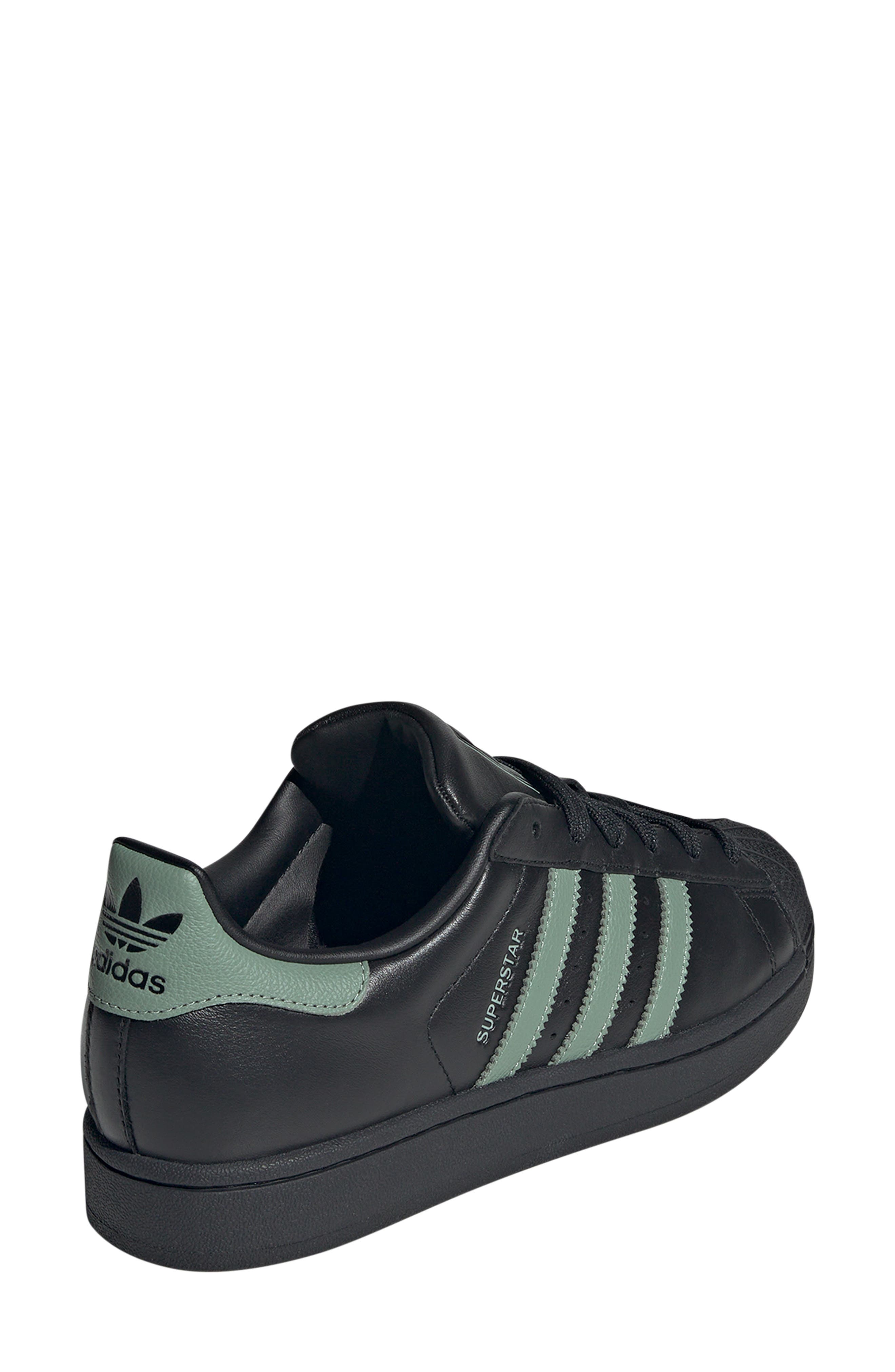 adidas Superstar II Sneaker