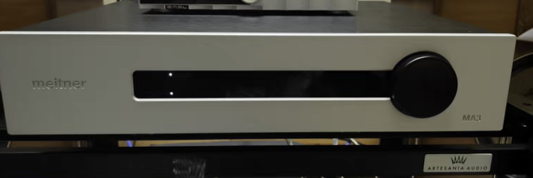 Emm Labs Meitner MA3i DAC Digital Player Like New ex-demo silver color - GreshamTech