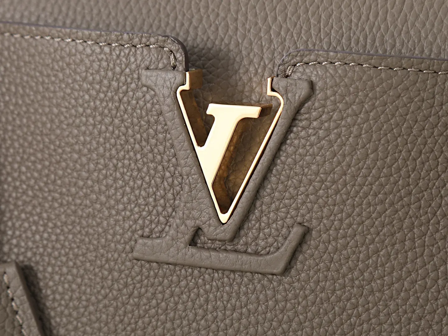 Louis Vuitton Calfskin Capucines Top Handle Bag product photo from LabelPicks