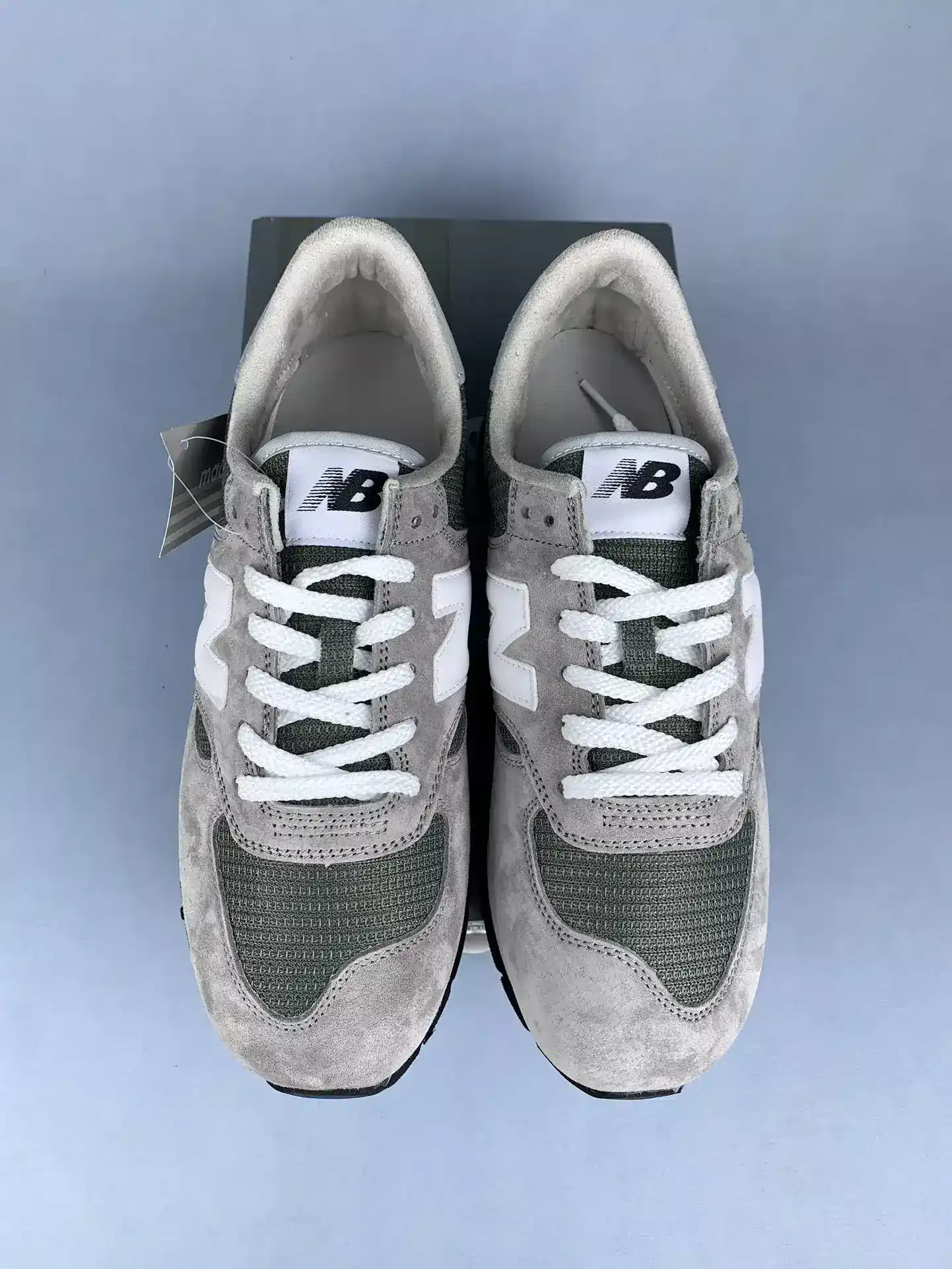 New Balance 990v1 Shoes product photo from LabelPicks