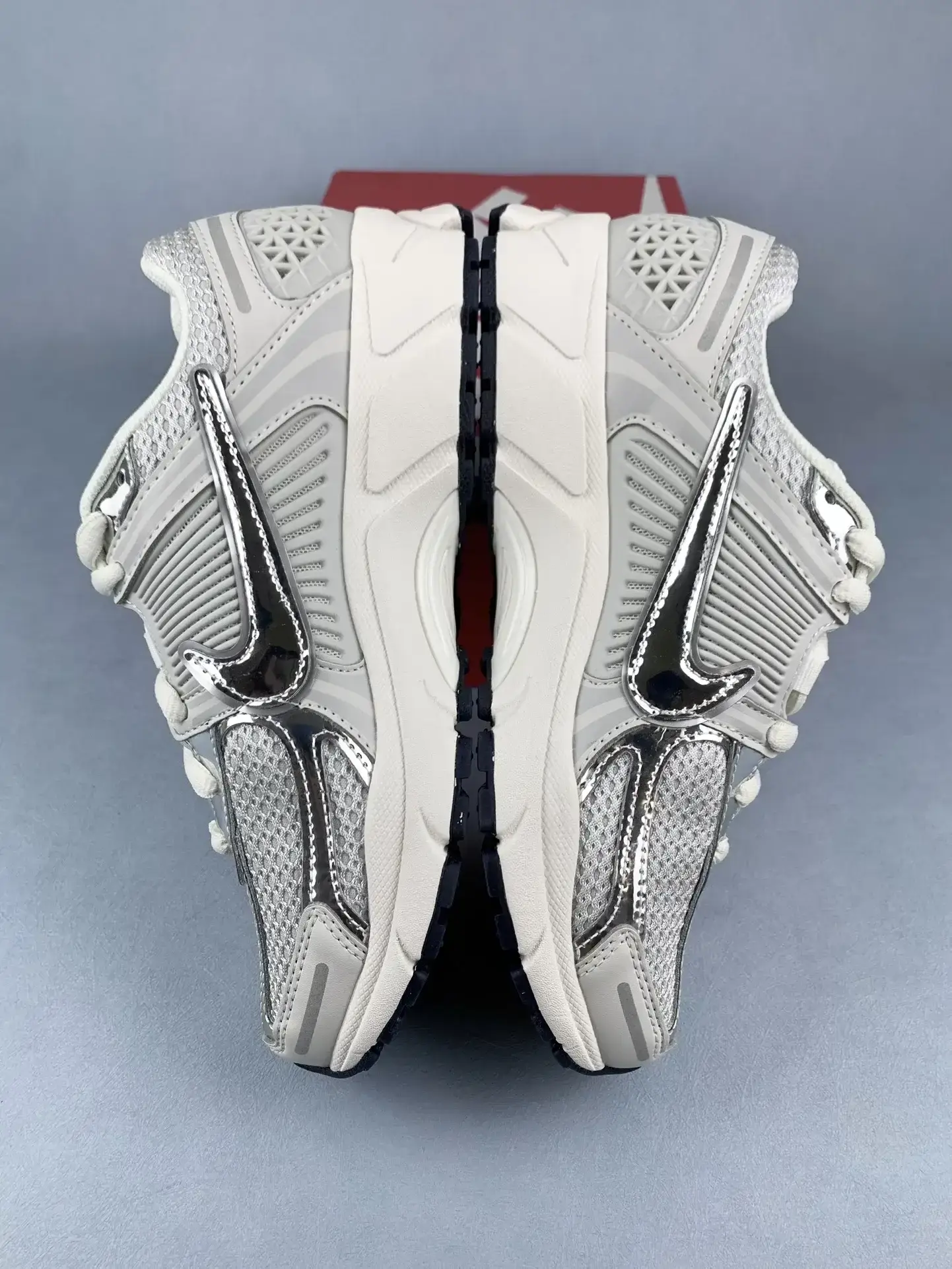 Nike Zoom Vomero 5 Shoes product photo from LabelPicks