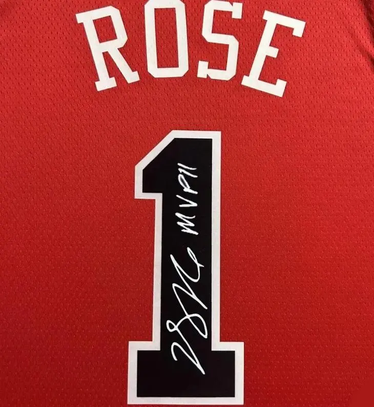 Derrick Rose SIGNED Signature Chicago Bulls Red Home Shirt/Jersey - COA 15/16 Retro