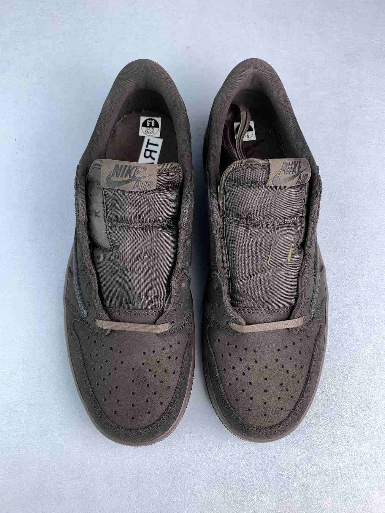 Travis Scott x Air Jordan 1 Low OG “Velvet Brown” Shoes