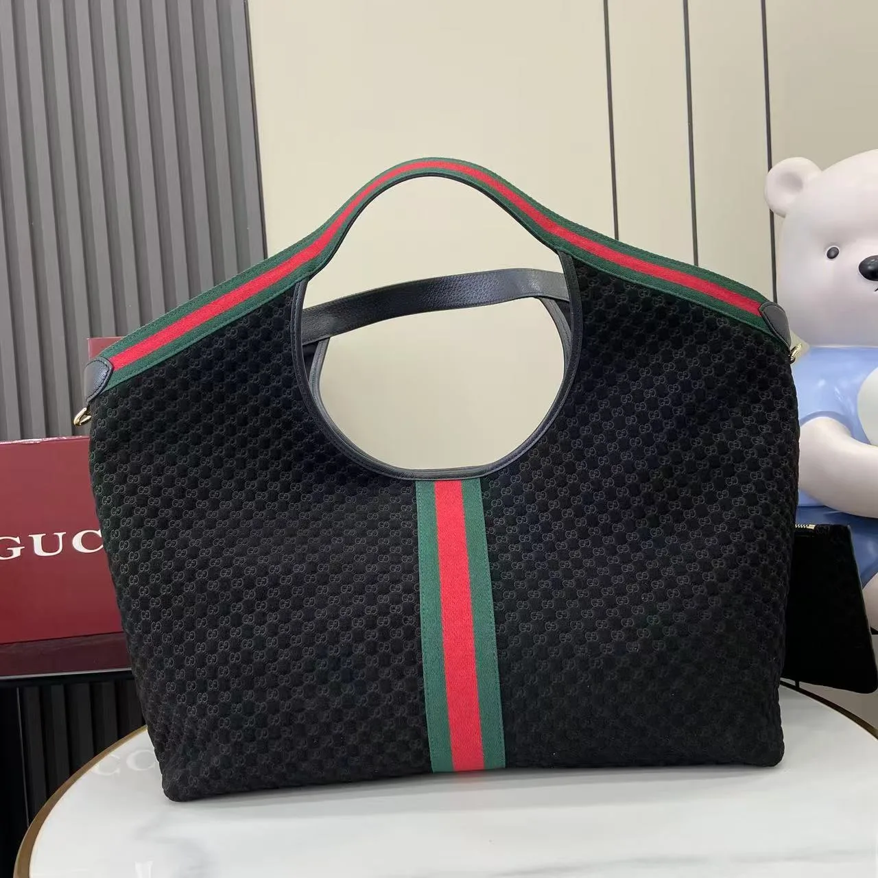 Gucci Black GG Supreme Canvas Tote Bag product photo from LabelPicks