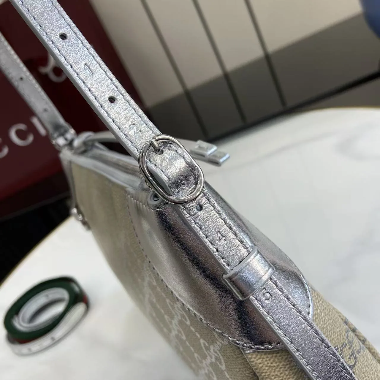 Gucci Polished Shoulder Bag product photo from LabelPicks