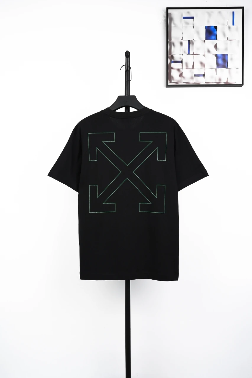 Off-White Black Crocodile Dollar Graphic T-Shirt product photo from LabelPicks