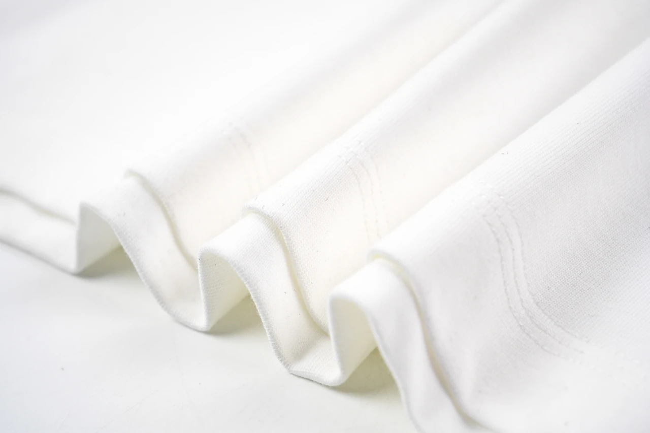 Burberry White Check Shoulder Equestrian Knight Cotton T-Shirt product photo from LabelPicks