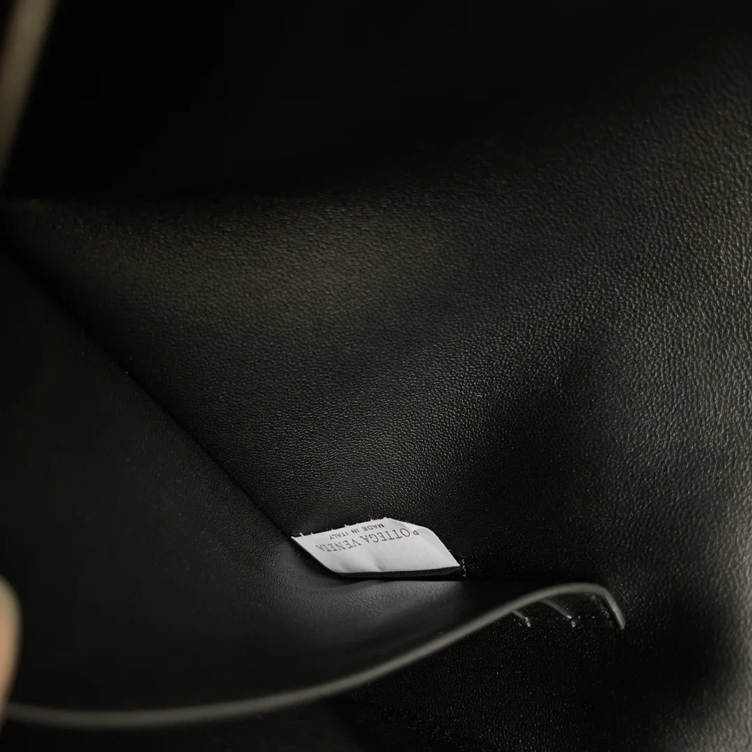 Bottega Veneta Polished Clutch product photo from LabelPicks