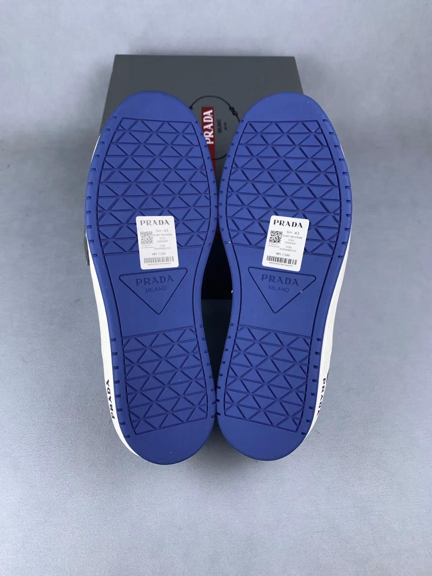 Downtown leather sneakers product photo from LabelPicks
