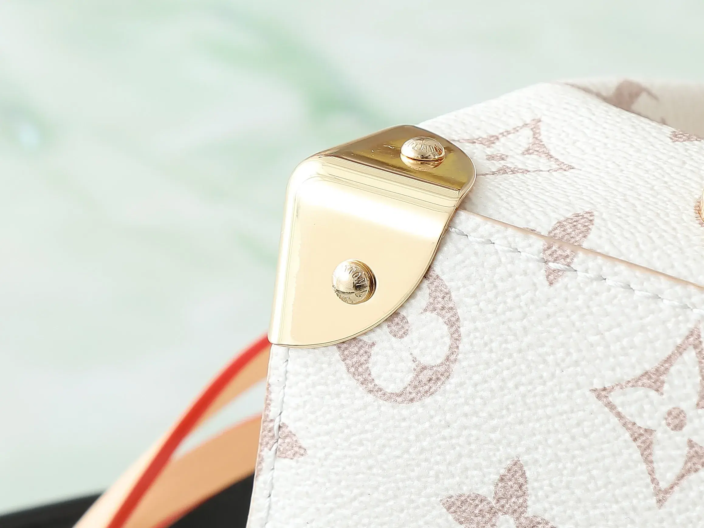 Louis Vuitton Relaxed Bucket Bag product photo from LabelPicks
