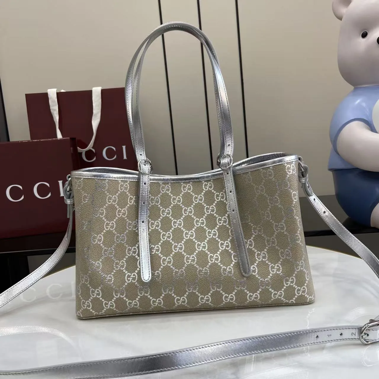 Gucci Beige Tote Bag product photo from LabelPicks