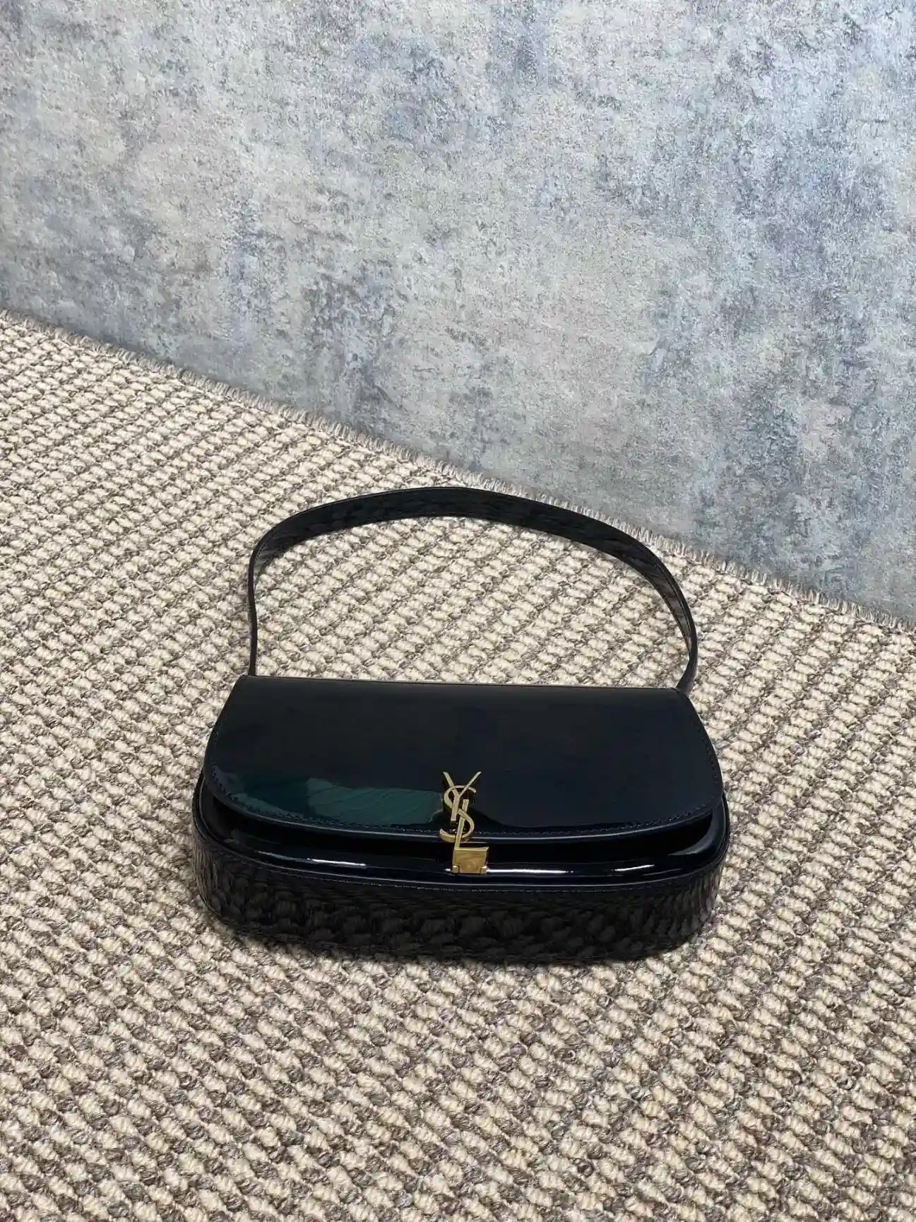 Saint Laurent Versatile Shoulder Bag product photo from LabelPicks