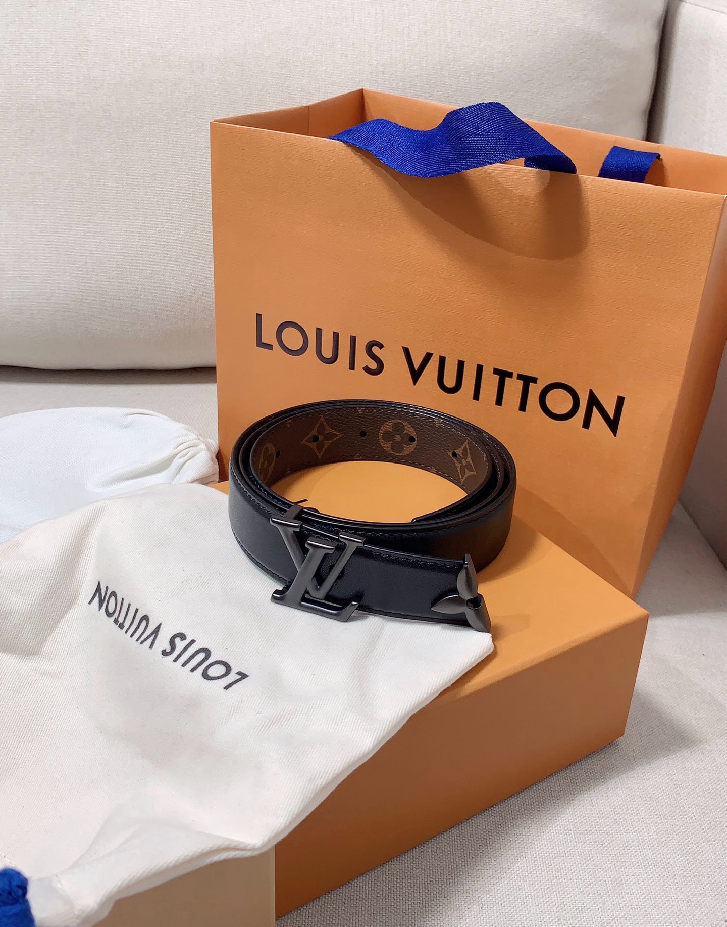 LV Women's Reversible Belt
