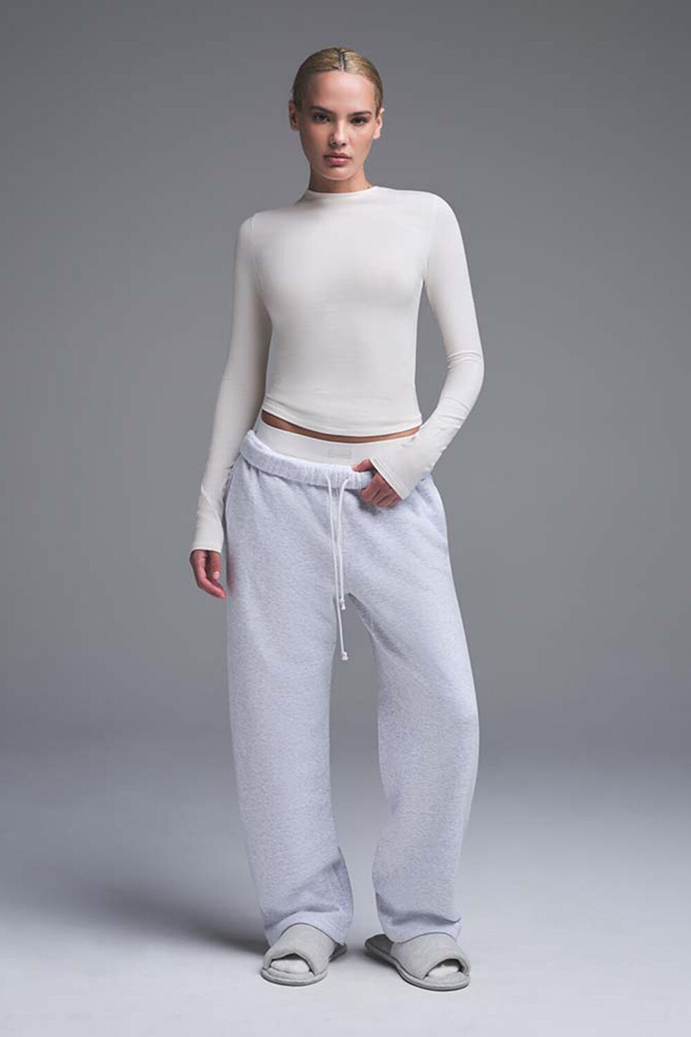SKIMS LONG SLEEVE T-SHIRT