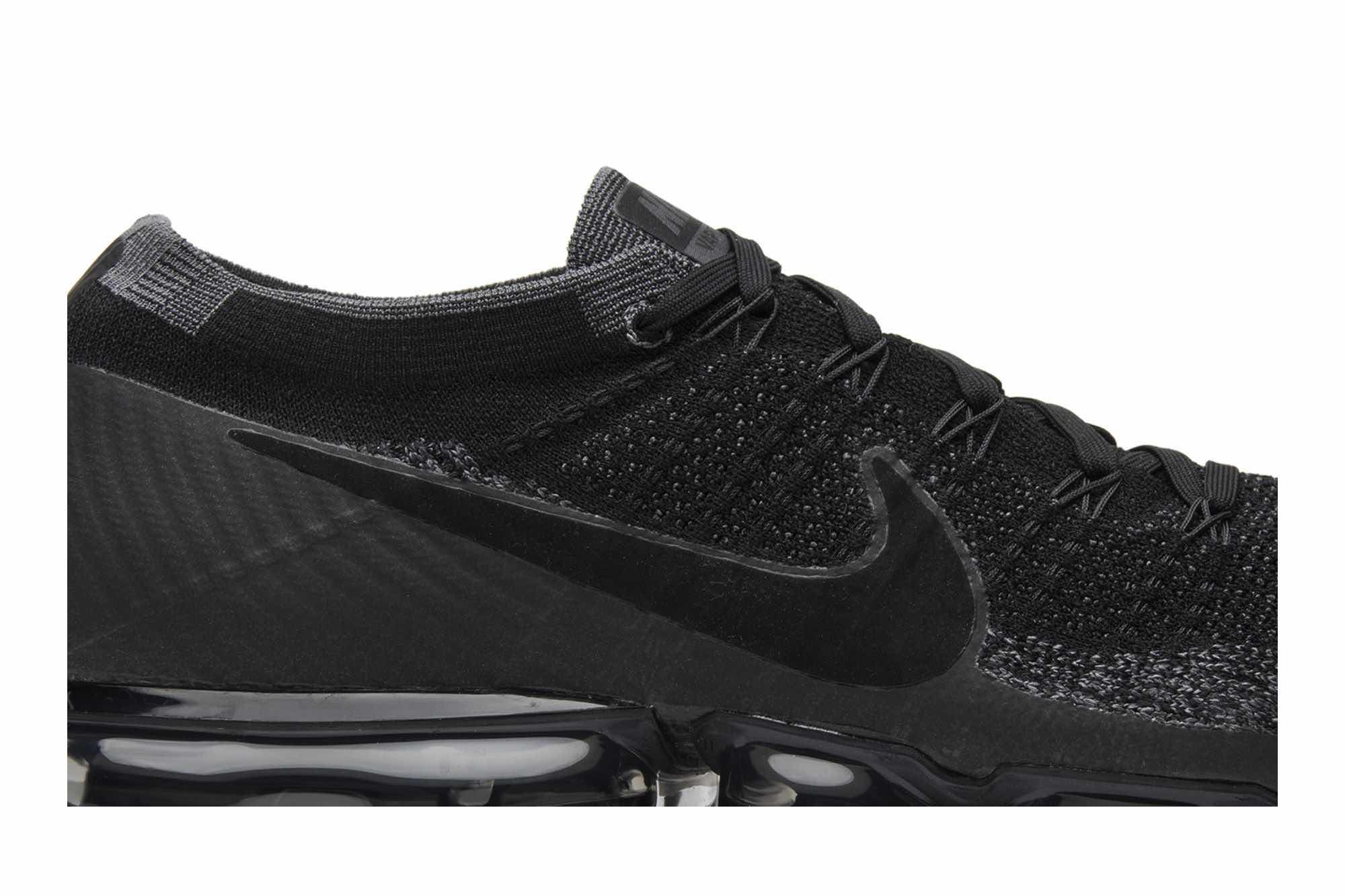 Nike Air VaporMax ‘Triple Black’ 849558-007