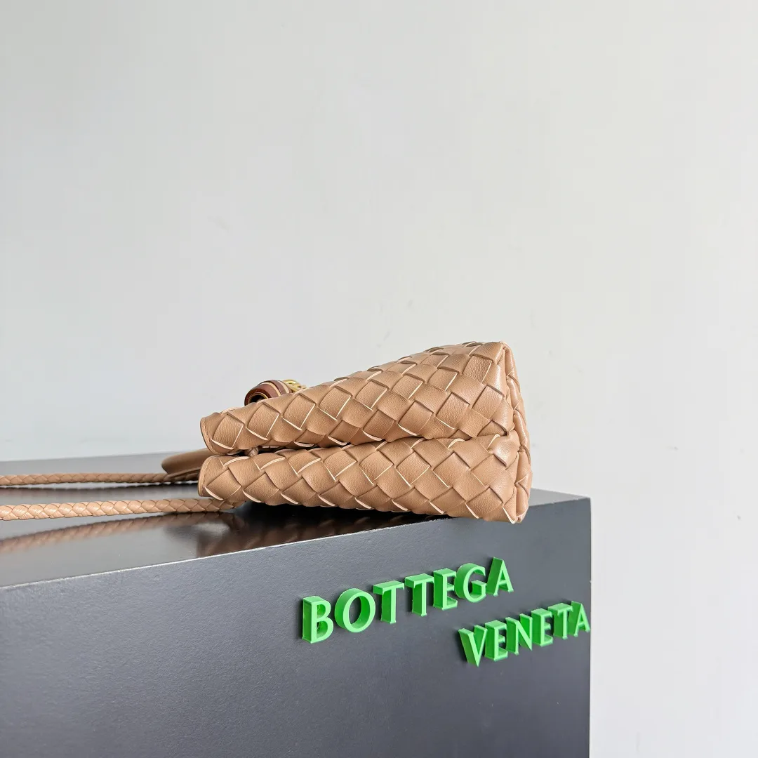 Bottega Veneta Andiamo Brown Intrecciato Woven Leather Top Handle Bag product photo from LabelPicks