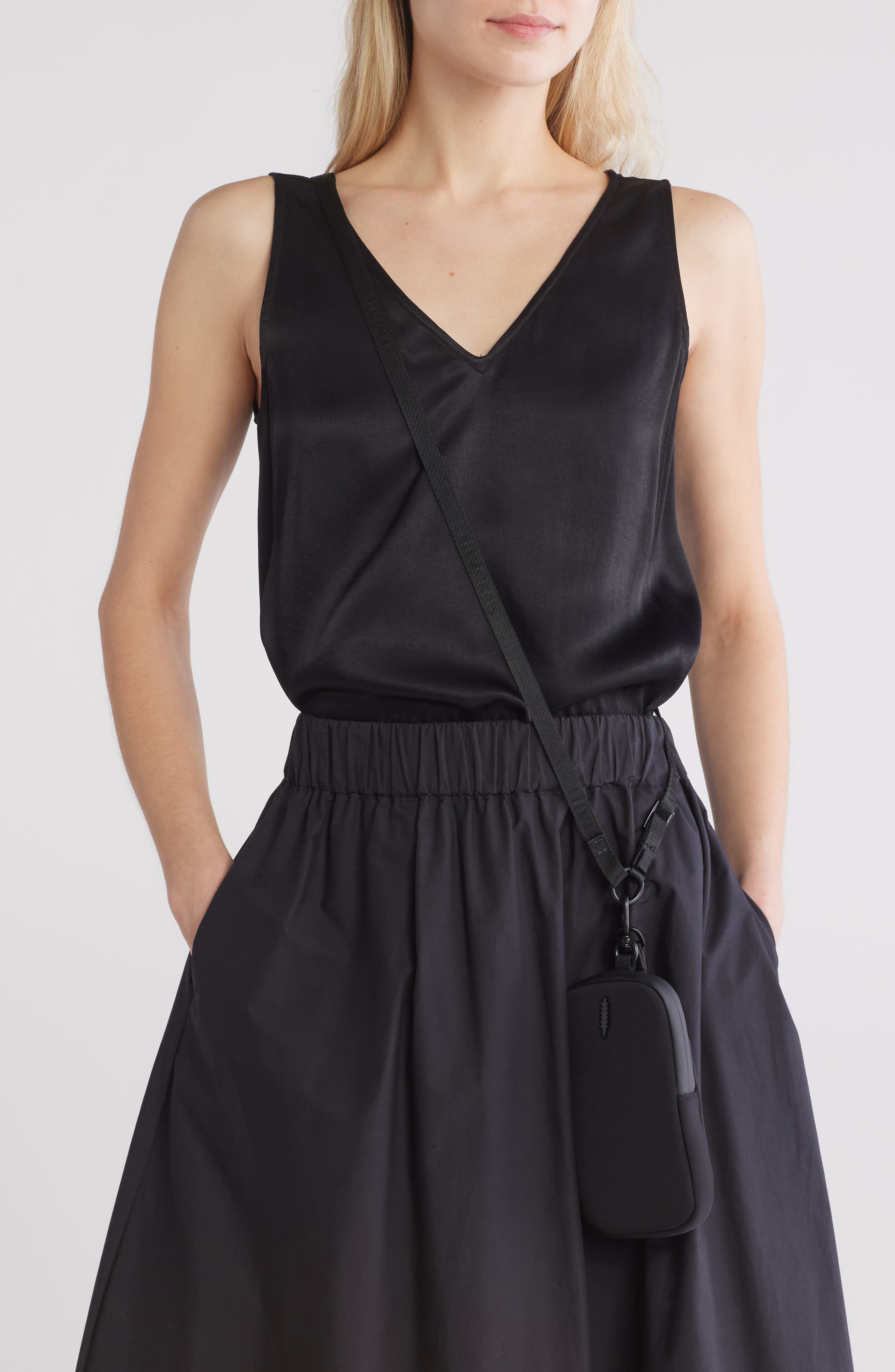 Thacker Jody Phone Crossbody Bag
