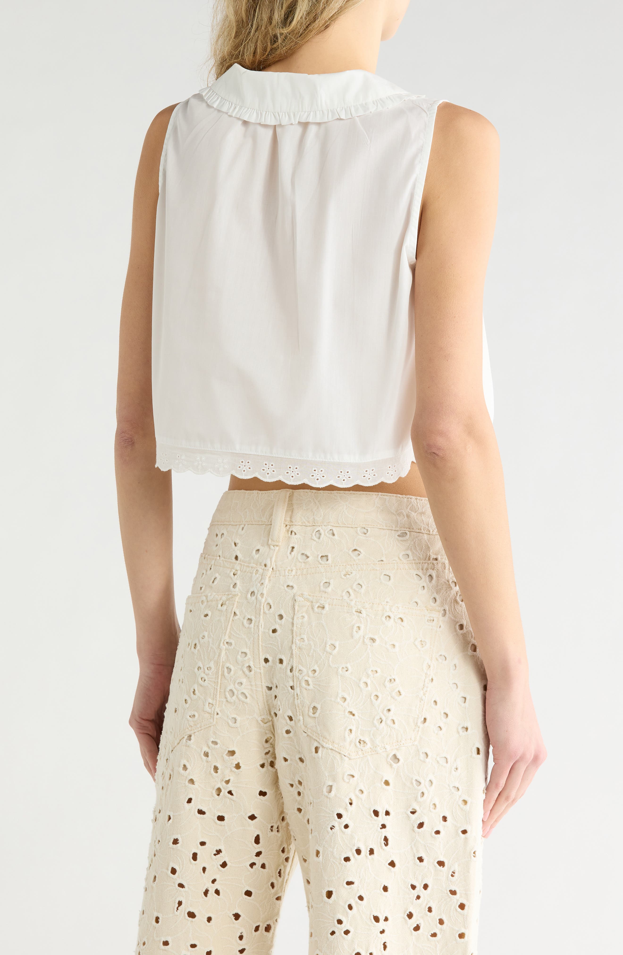 Vigoss Eyelet Trim Crop Shell