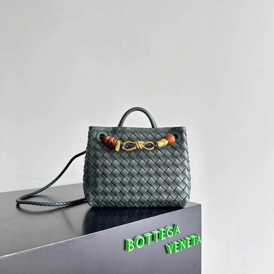 Bottega Veneta Andiamo Green Intrecciato Woven Leather Top Handle Bag product photo from LabelPicks