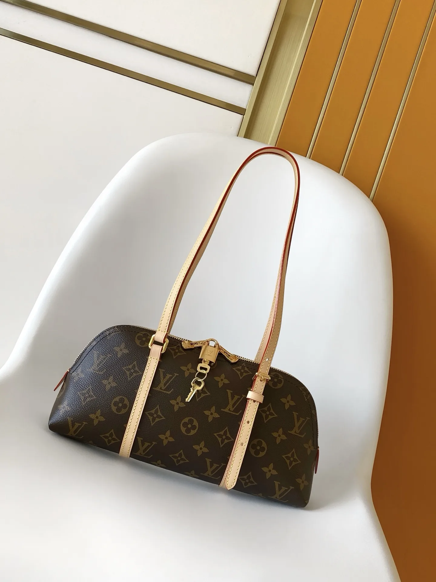 Louis Vuitton Speedy Top Handle Bag product photo from LabelPicks