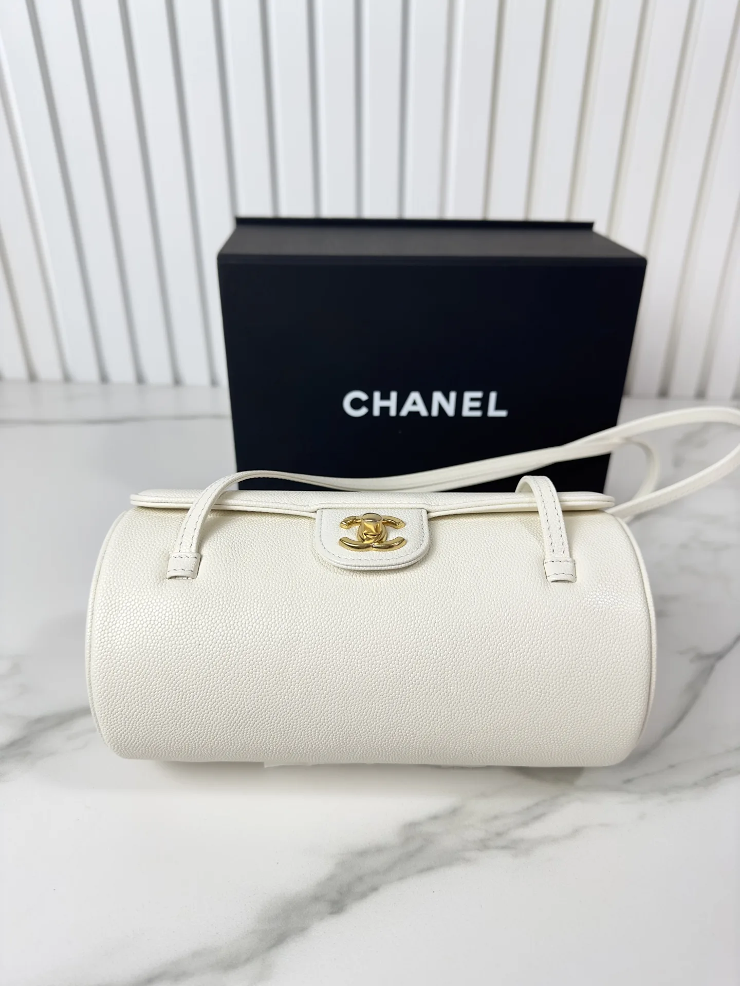 Chanel White Top Handle Bag product photo from LabelPicks
